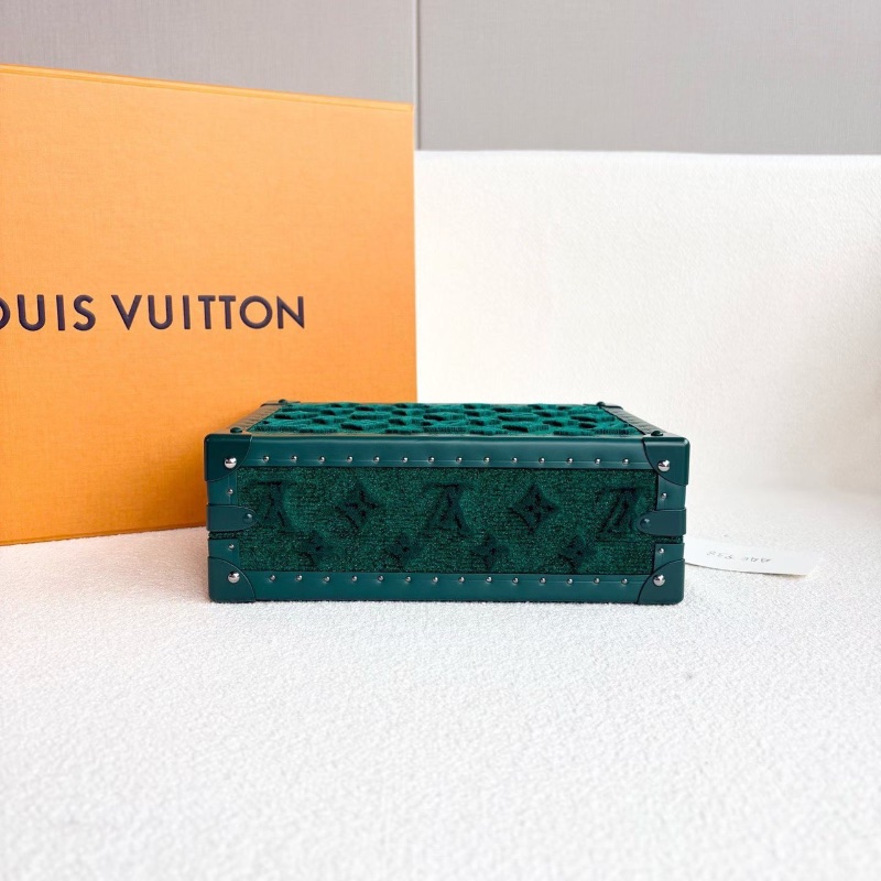 Lv秀款Clutch box植絨盒子斜背包 綠色硬箱22*16*8 芯片款 99新配件塵袋-5