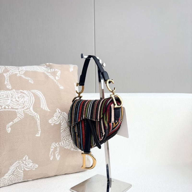 Dior 串珠馬鞍包小號  彩色搭配 金扣 17.5*15*5 98新配件塵袋-4