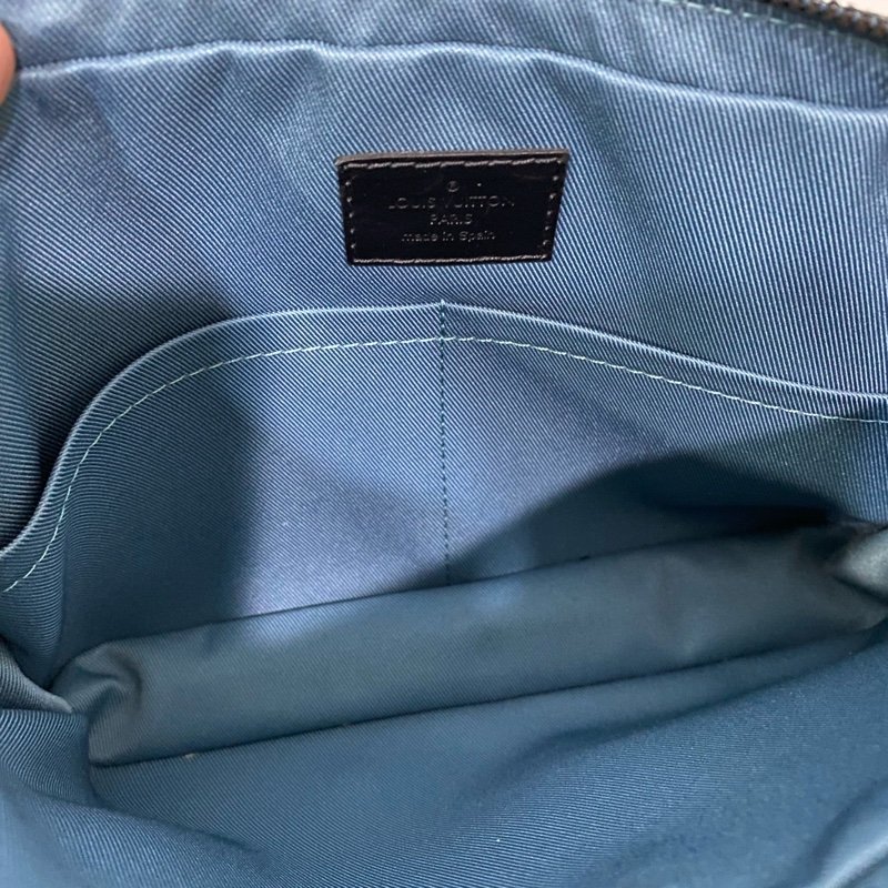 Louis Vuitton 黑棋盤格帆布拉鍊郵差包-16