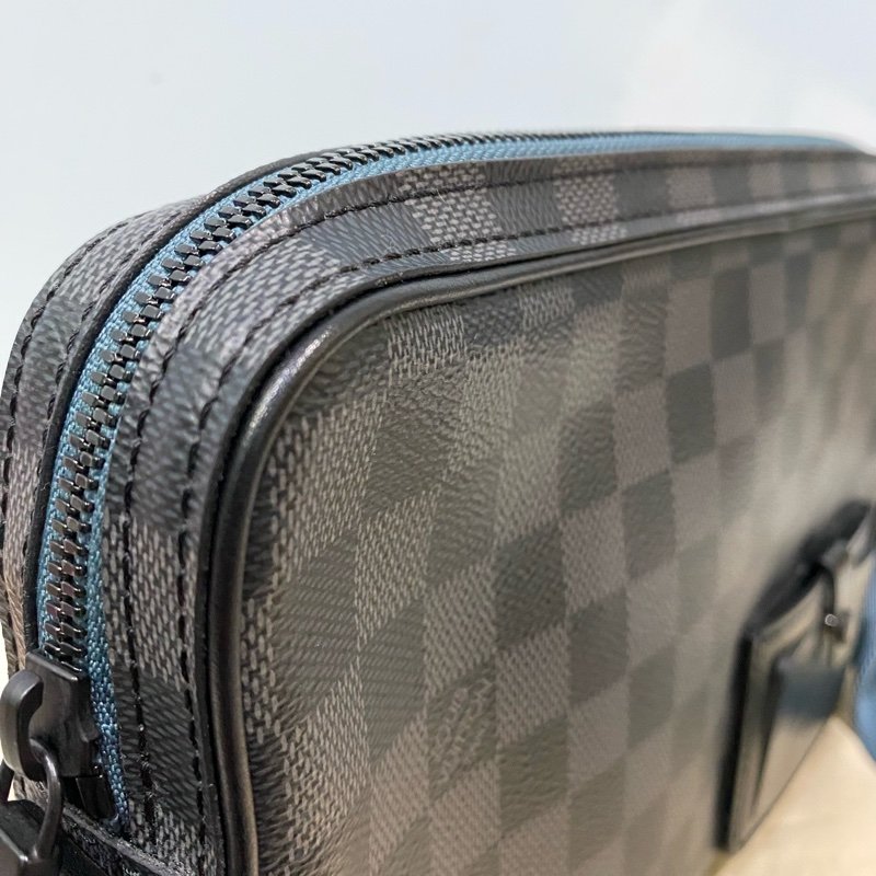 Louis Vuitton 黑棋盤格帆布拉鍊郵差包-21