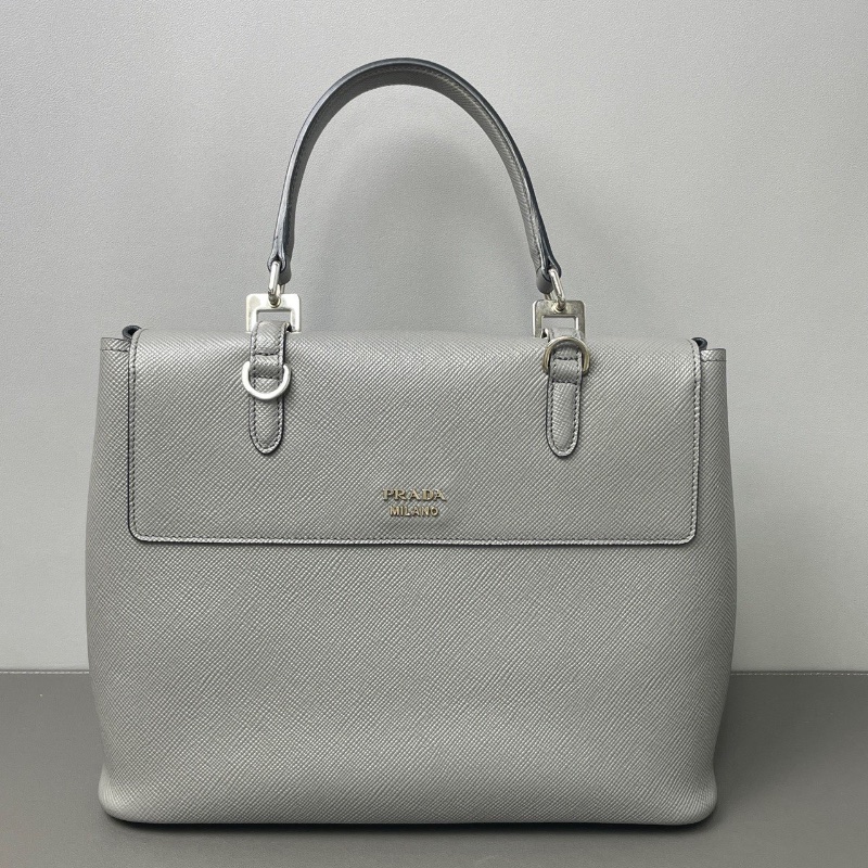 Prada turn lock 系列手提公事包 牙籤紋牛皮29*22*15  98新配件塵袋-7