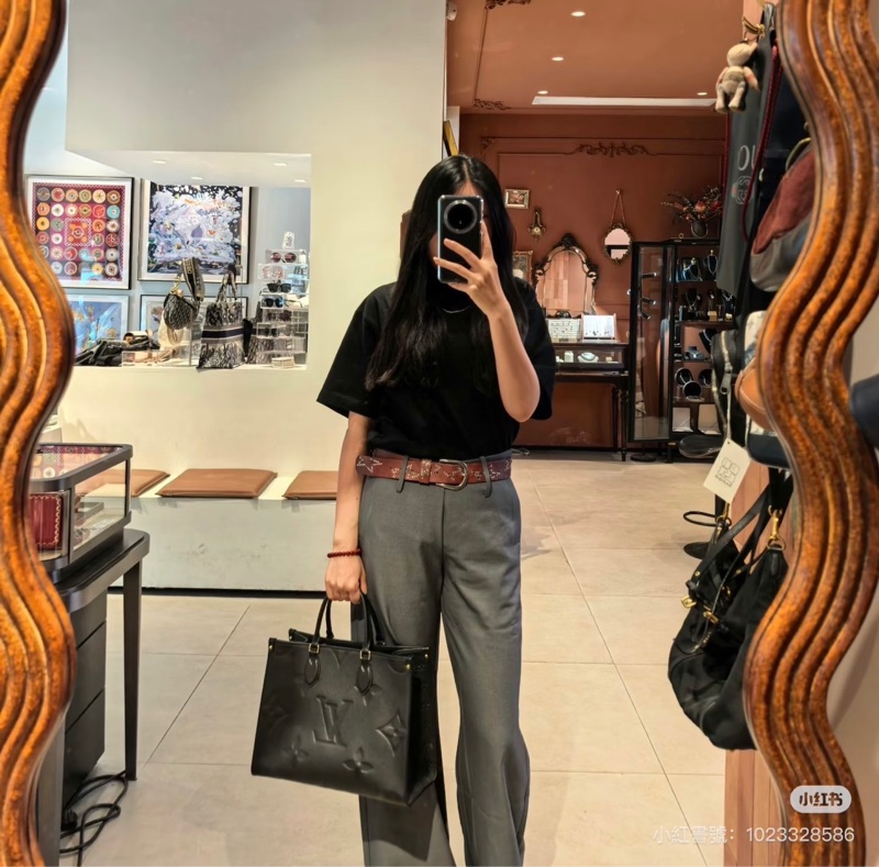 JK國際二手精品✨LV on the go MM 黑壓紋 晶片款 專櫃11.5萬‼️-1