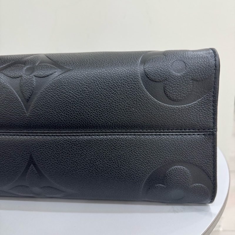 JK國際二手精品✨LV on the go MM 黑壓紋 晶片款 專櫃11.5萬‼️-8