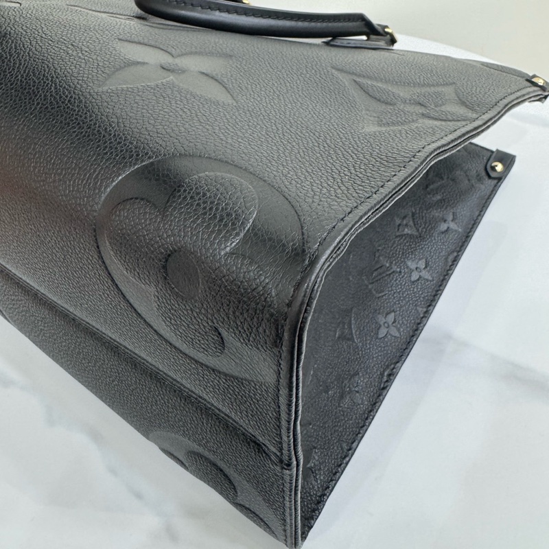 JK國際二手精品✨LV on the go MM 黑壓紋 晶片款 專櫃11.5萬‼️-10