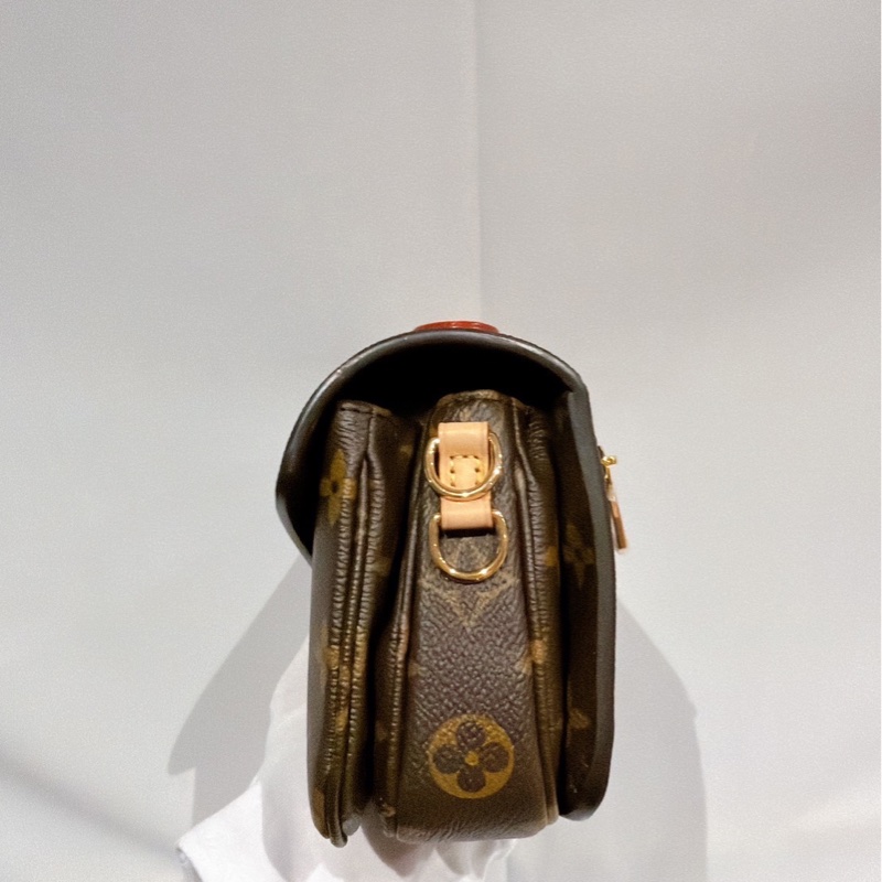 JK國際二手精品✨LV M46279小郵差包 晶片款-8