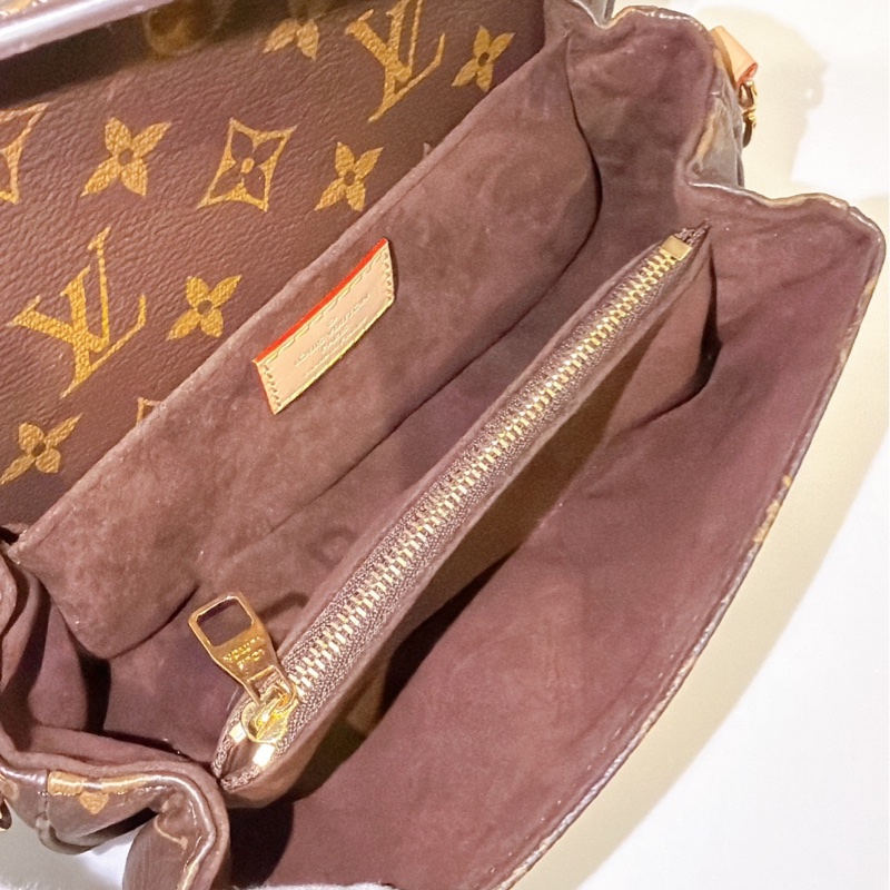 JK國際二手精品✨LV M46279小郵差包 晶片款-17