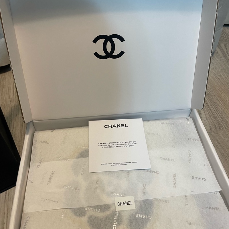 Chanel 曼徹斯特秀場 贈品圍巾✨-4