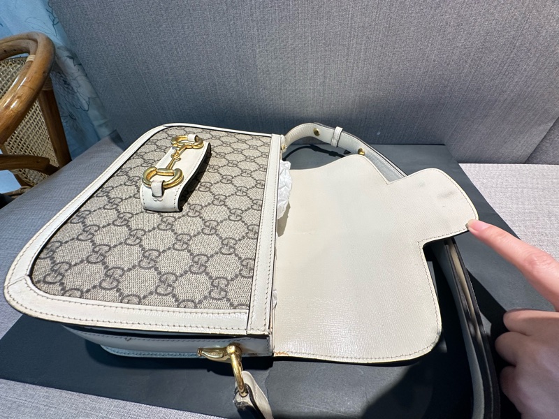 GUCCI  1955中號經典款  老花帆布馬鞍肩背包-4