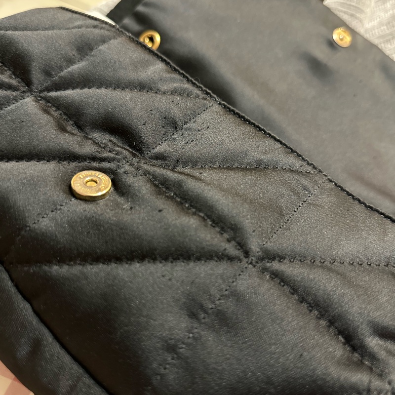 YSL 絎縫尼龍鏈帶包 經典黑金配 二用揹帶-9