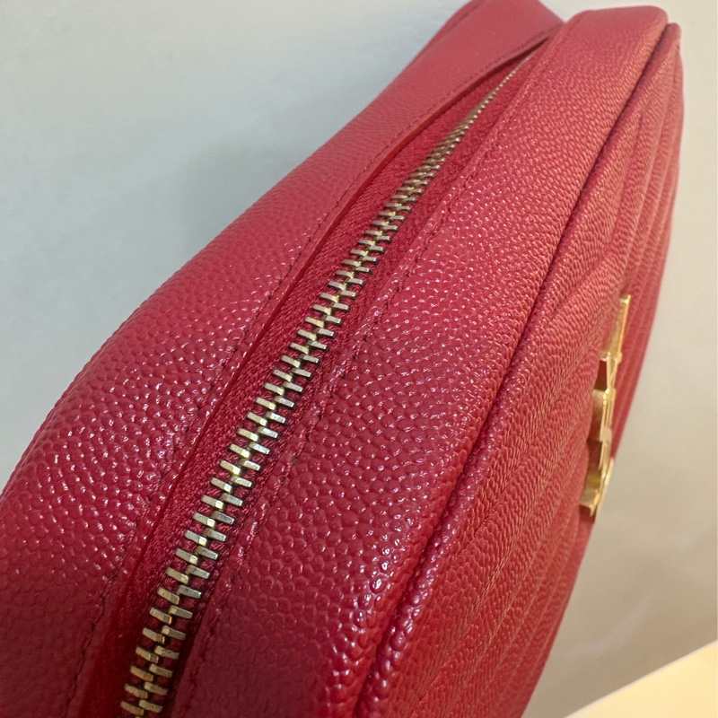 ysl 紅色金扣魚子醬流蘇相機包-3