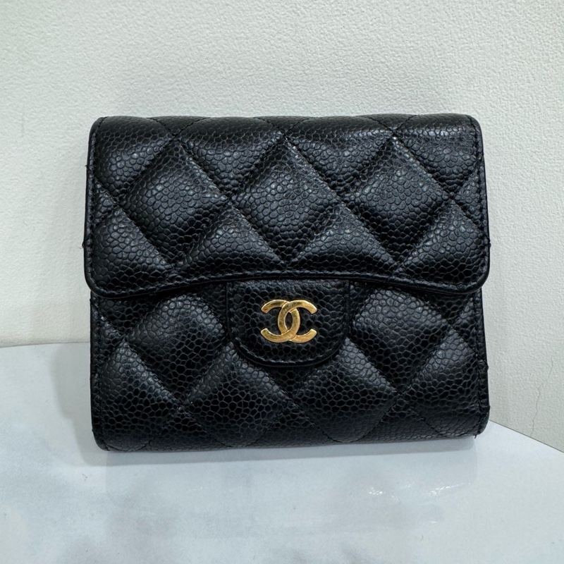 JK國際二手精品✨Chanel三折短夾荔枝牛皮 黑金-0