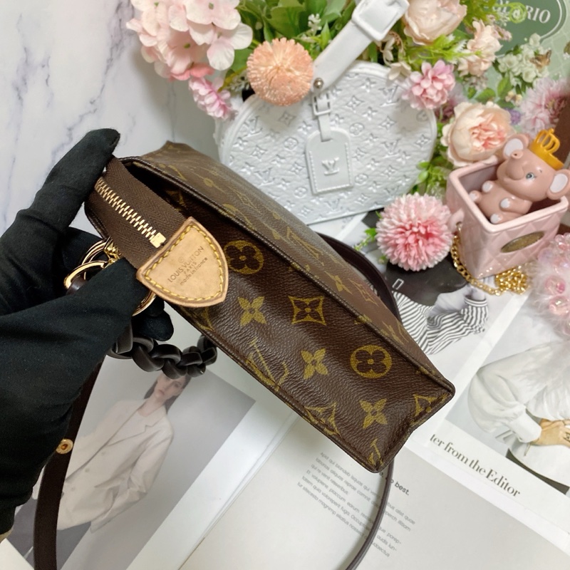 LV M47542 26梳洗包手拿包鏈條包🏅-5