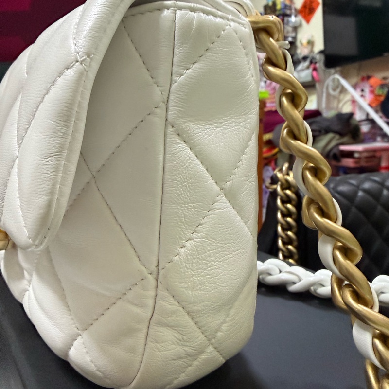 CHANEL FLAG BAG SHOULDER BAG-4