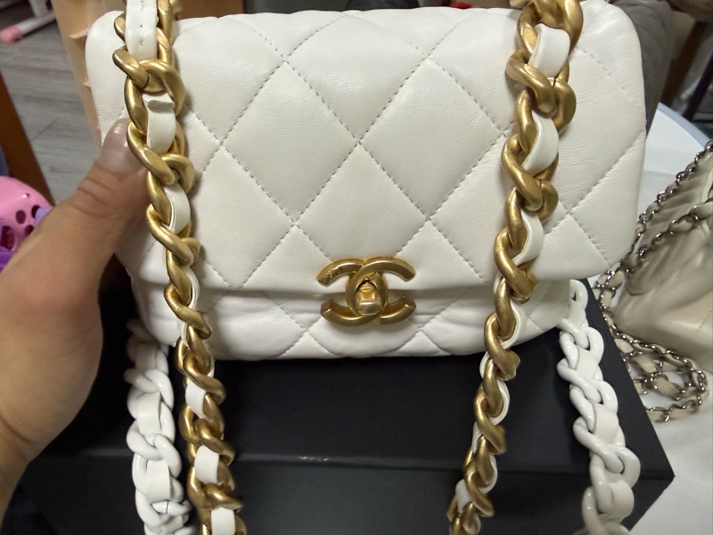 CHANEL FLAG BAG SHOULDER BAG-9