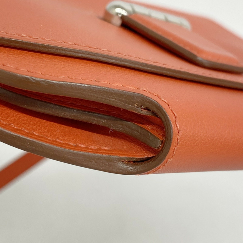 愛馬仕 Hermès Mini Convoyeur Swift Capucines 女士單肩包，R 印記，P2219100-5