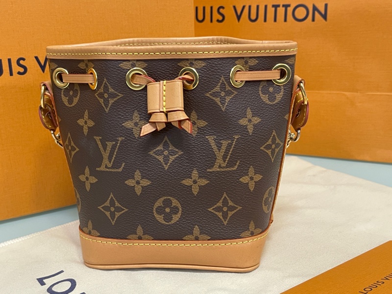 LV Louis Vuitton M81266 Nano Noé 小水桶包【晶片款】-0