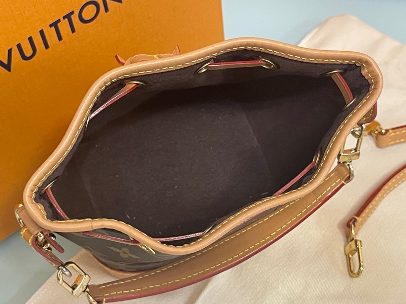 LV Louis Vuitton M81266 Nano Noé 小水桶包【晶片款】-2