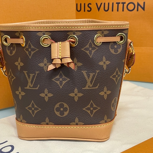 LV Louis Vuitton M81266 Nano Noé 小水桶包【晶片款】-6