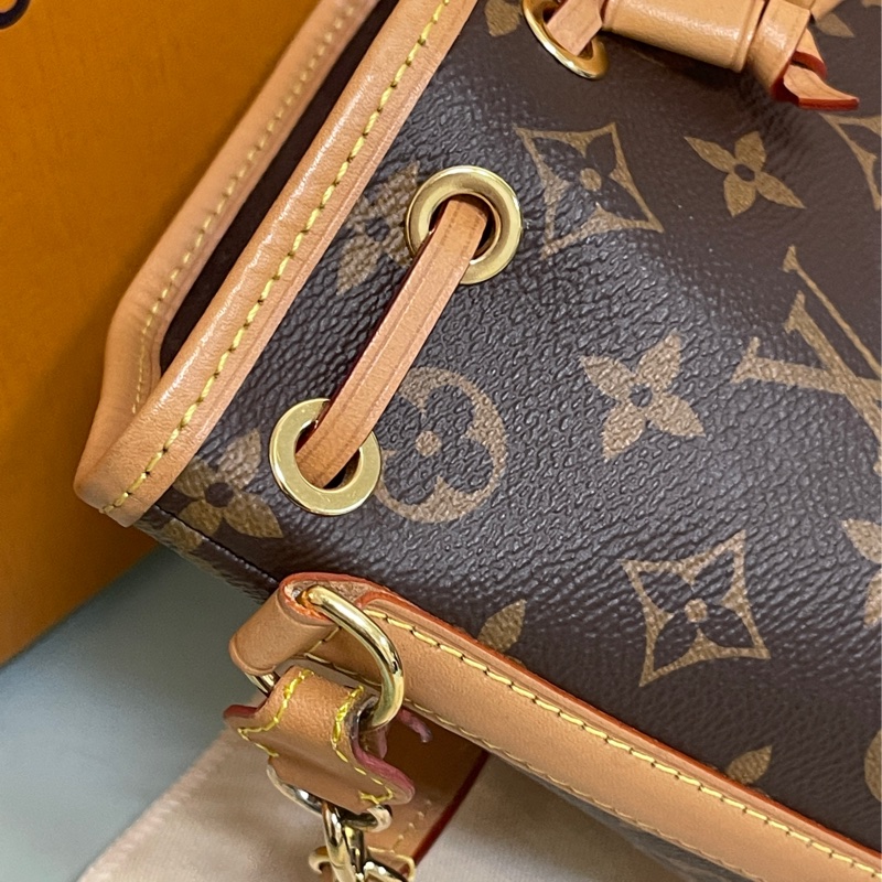LV Louis Vuitton M81266 Nano Noé 小水桶包【晶片款】-11