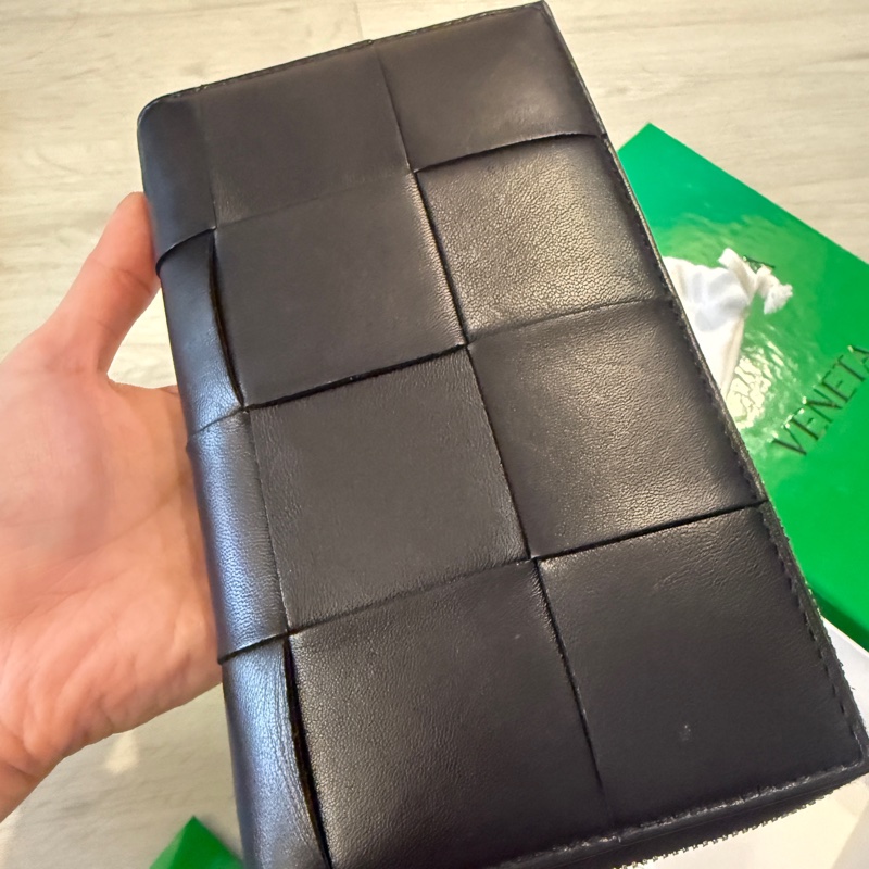 BOTTEGA VENETA BV Cassette 大格編織羊皮長皮夾黑色-0