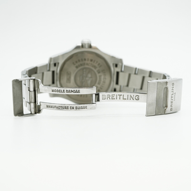 百年靈復仇者二代海狼A17331黑色錶盤男士腕錶-4