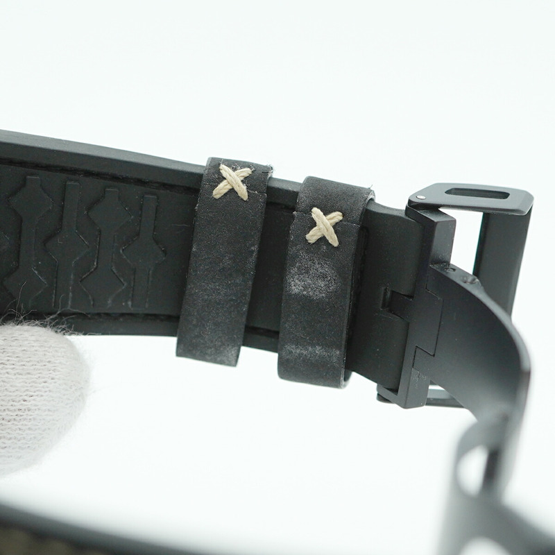 帝舵碧灣系列陶瓷錶盤男士腕錶 79210C-6