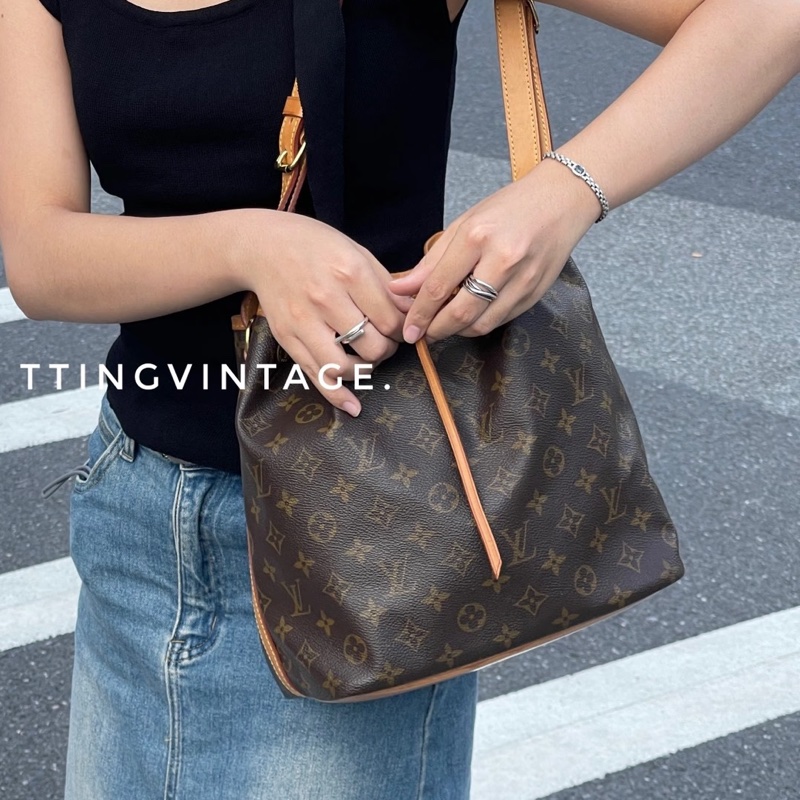 時髦日常款👜 超低價😍LV路易威登老花noe中號抽繩水桶包單肩斜挎包-1