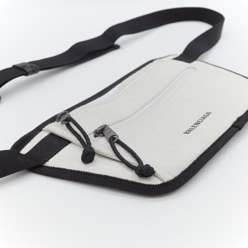 Balenciaga 巴黎世家 Weekend 白色 皮革 腰包-3