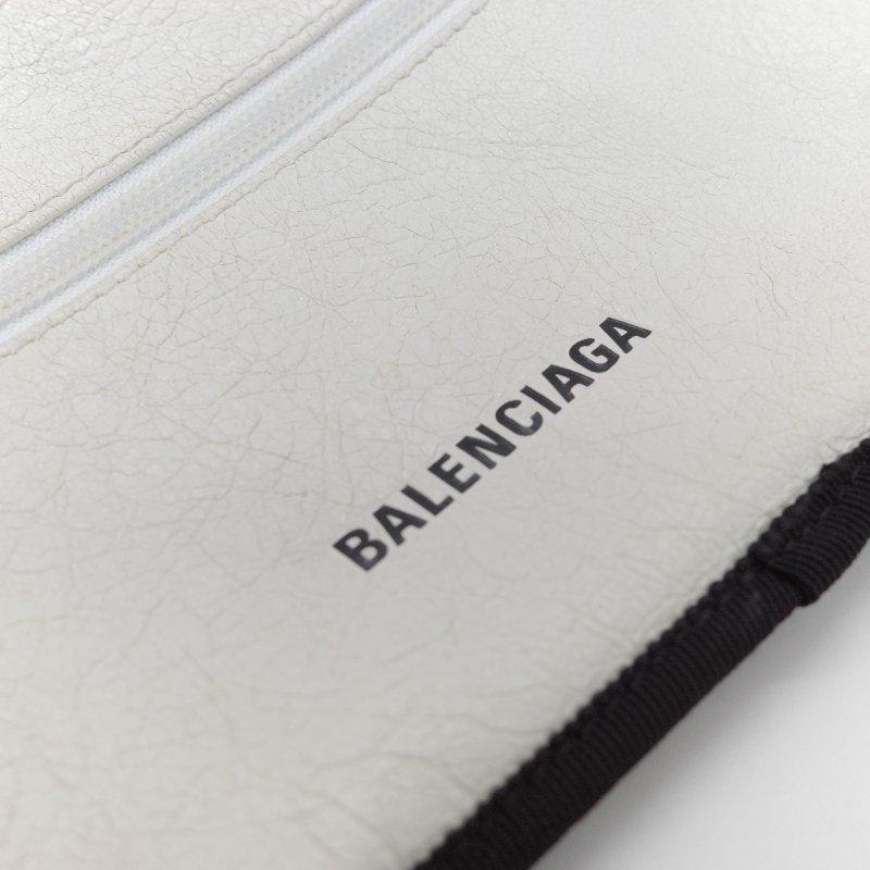 Balenciaga 巴黎世家 Weekend 白色 皮革 腰包-9