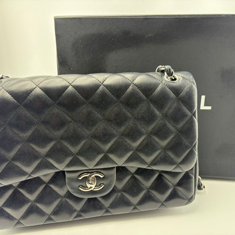 Chanel Classic Flap Jumbo 菱格紋雙蓋手袋-0