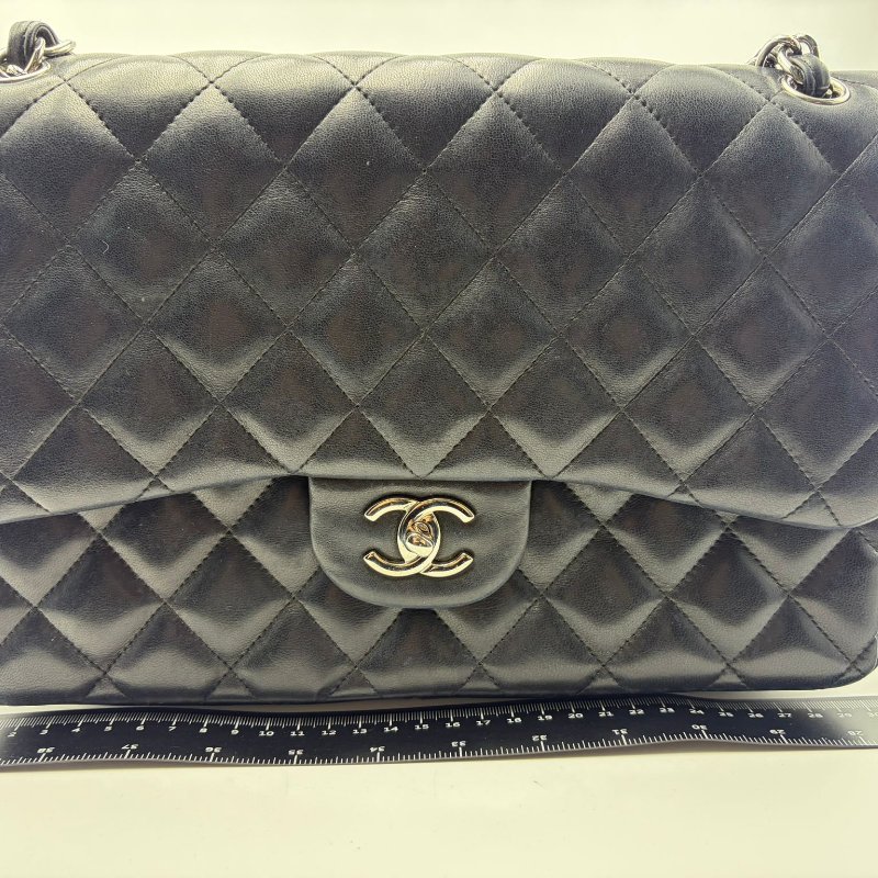 Chanel Classic Flap Jumbo 菱格紋雙蓋手袋-6