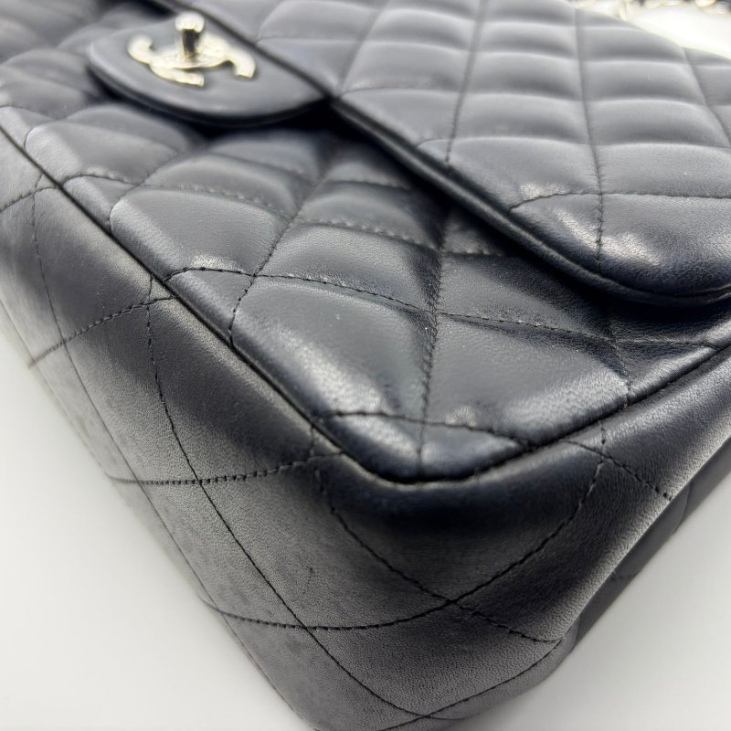 Chanel Classic Flap Jumbo 菱格紋雙蓋手袋-8