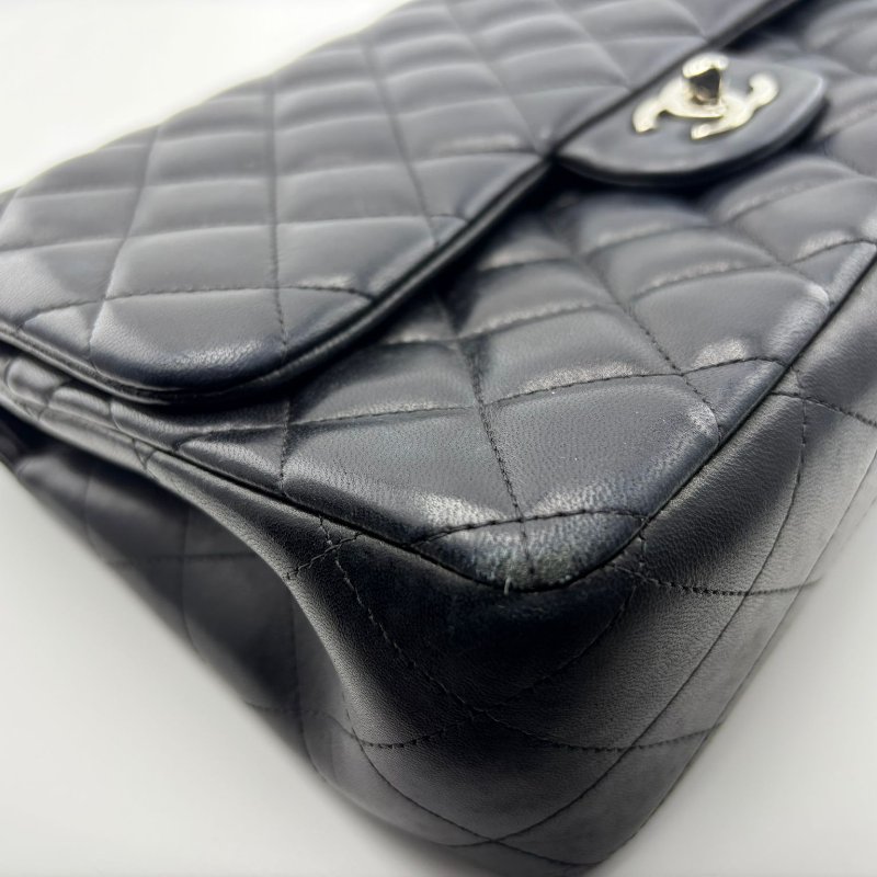 Chanel Classic Flap Jumbo 菱格紋雙蓋手袋-10