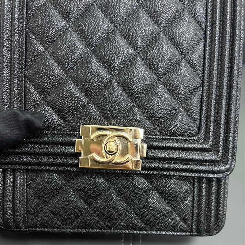 Chanel Leboy 豎版 荔枝牛皮黑金-1