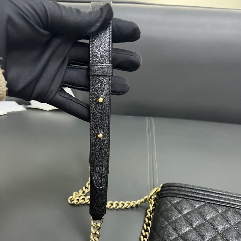 Chanel Leboy 豎版 荔枝牛皮黑金-9