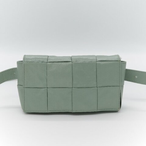 Bottega Veneta 寶緹嘉 Cassette 開心果綠 紙感小牛皮 肩背包