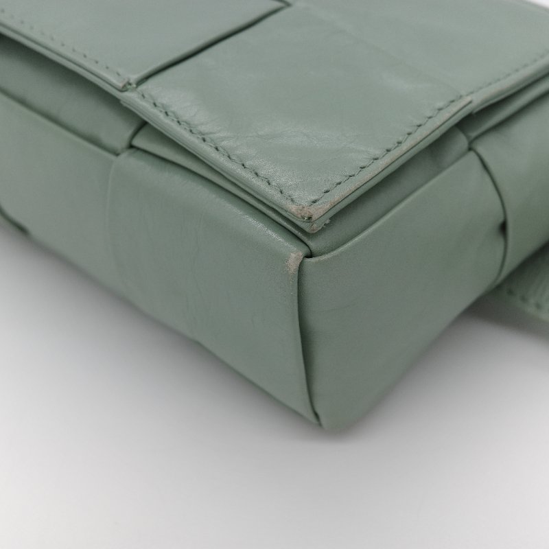 Bottega Veneta 寶緹嘉 Cassette 開心果綠 紙感小牛皮 肩背包-6