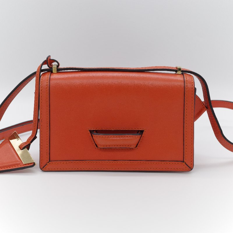 Loewe 羅威 Barcelona 橘色 牛皮 小號 斜背包-1