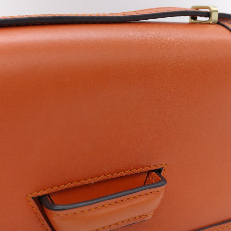 Loewe 羅威 Barcelona 橘色 牛皮 小號 斜背包-12