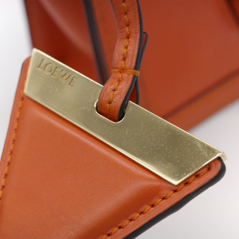 Loewe 羅威 Barcelona 橘色 牛皮 小號 斜背包-13