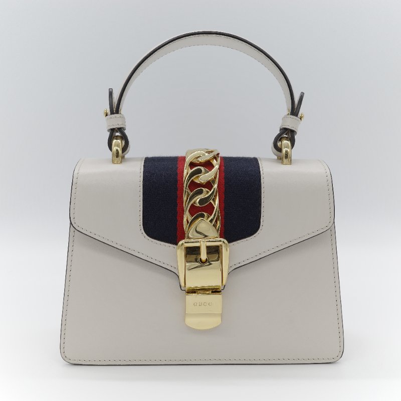 Gucci 古馳  Sylvie 白色 牛皮 織帶背帶 金釦 迷你手提包-1