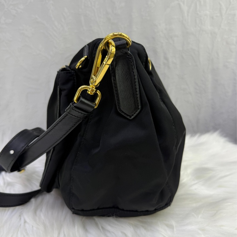 prada bag-7