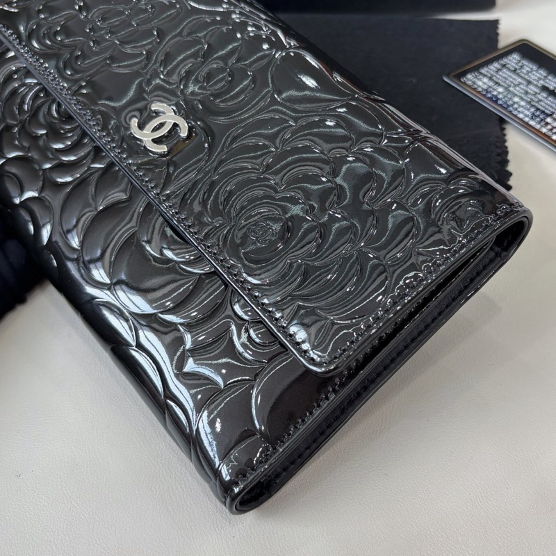 【全新品】Chanel 香奈兒黑銀漆皮山茶花壓紋長款錢包 18開-4