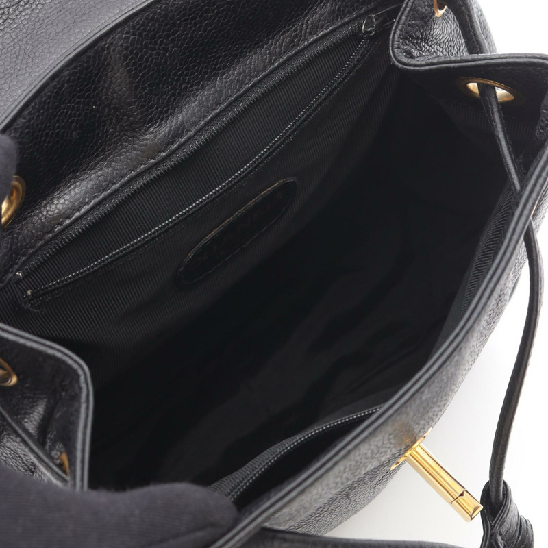 香奈兒 (CHANEL) 三重 COCO 標誌雙肩包，粒面小牛皮，黑色，二手，金色五金 CC-2