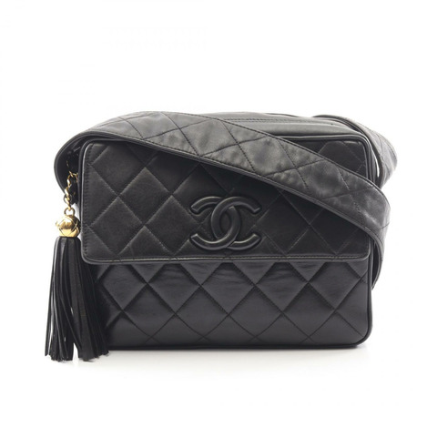 香奈兒 (CHANEL) 絎縫斜背包，羊皮材質，黑色，二手，金色五金，CC