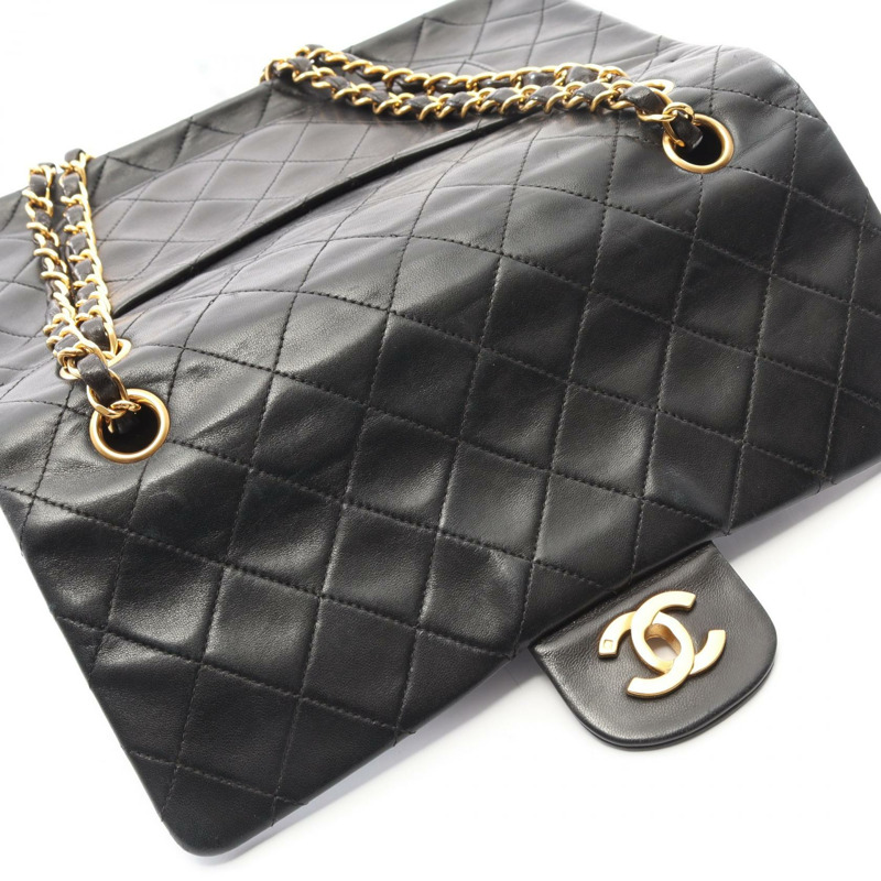香奈兒 (CHANEL) Matelasse W 翻蓋鏈條單背包，羊皮材質，黑色，金色五金，二手-9