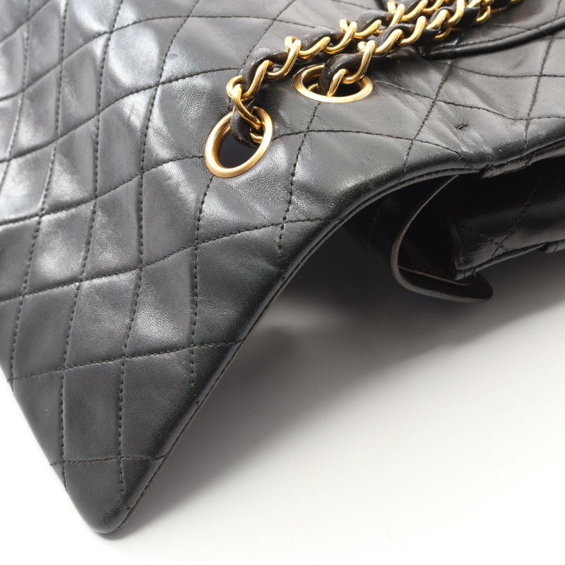 香奈兒 (CHANEL) Matelasse W 翻蓋鏈條單背包，羊皮材質，黑色，金色五金，二手-10