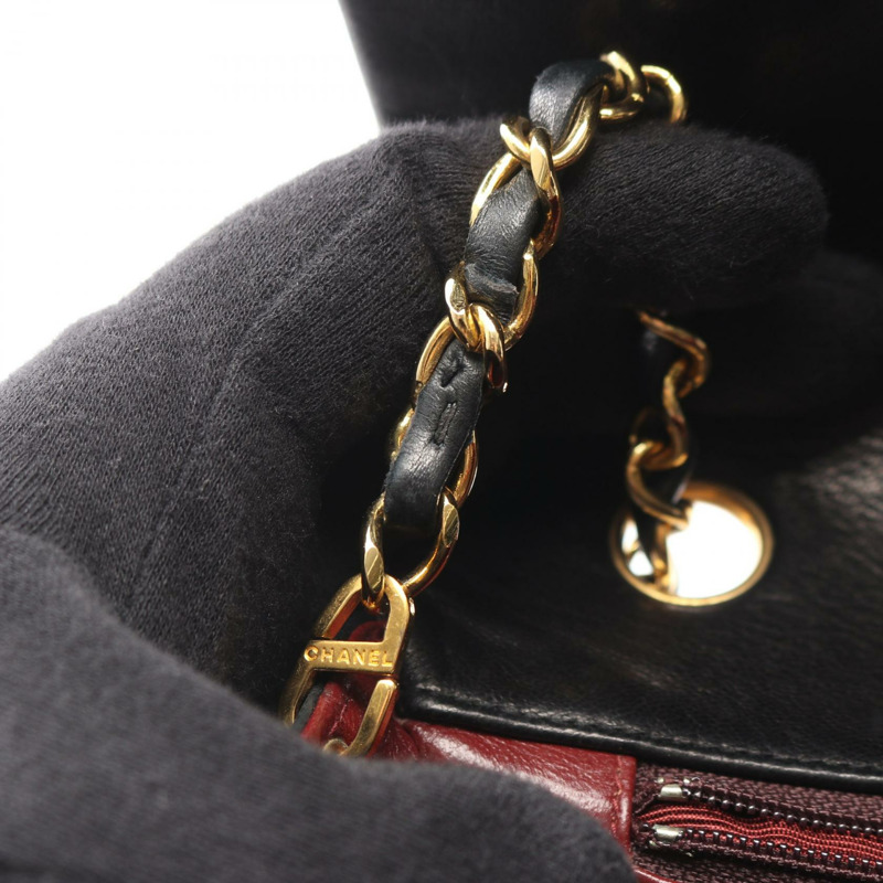 香奈兒 (CHANEL) Matelasse 全翻蓋鏈條單肩斜背包，羊皮黑色，二手 CC-7