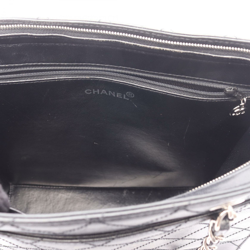 香奈兒 (CHANEL) 絎縫鏈條肩背手提包，粒面小牛皮，黑色，銀色五金，二手 CC-13