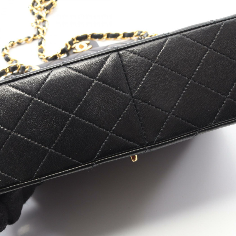 香奈兒迷你Matelasse 20鏈條斜挎包，羊皮材質，黑色，二手，金色五金-10